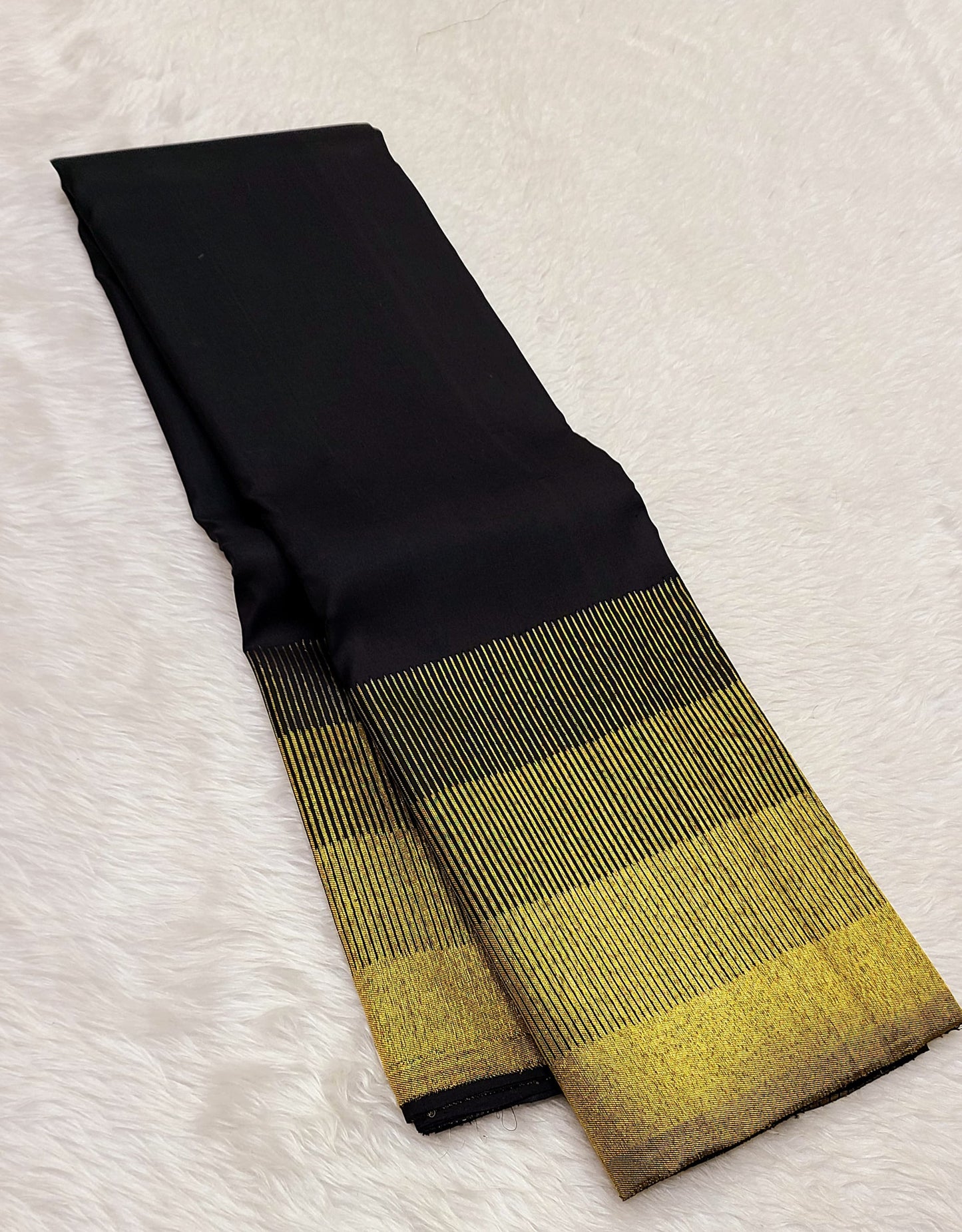 Kanchipuram 100% Pure Handwoven 2G Premium Quality Unique Traditional Border Silk Sarees