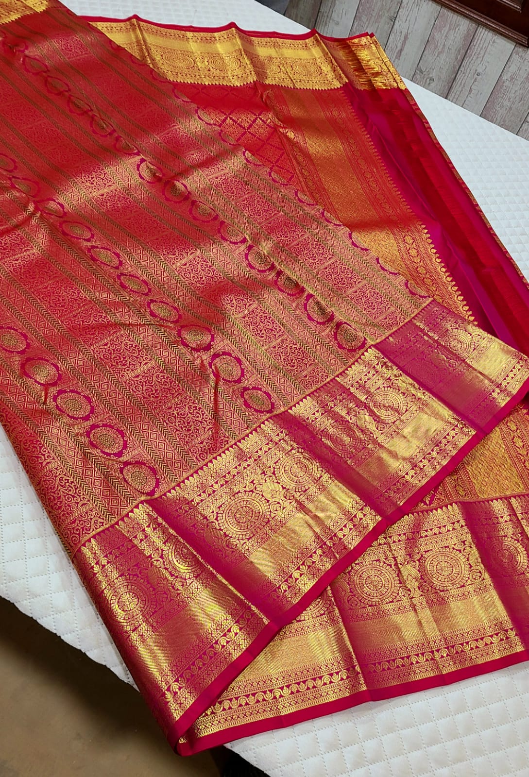 Kattaas Kanchipuram 100% Pure Handwoven 2G Premium Quality Bridal Silk Sarees