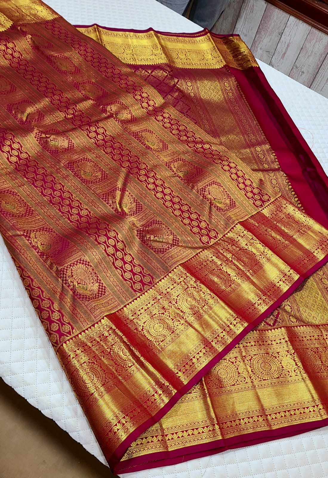 Kattaas Kanchipuram 100% Pure Handwoven 2G Premium Quality Bridal Silk Sarees