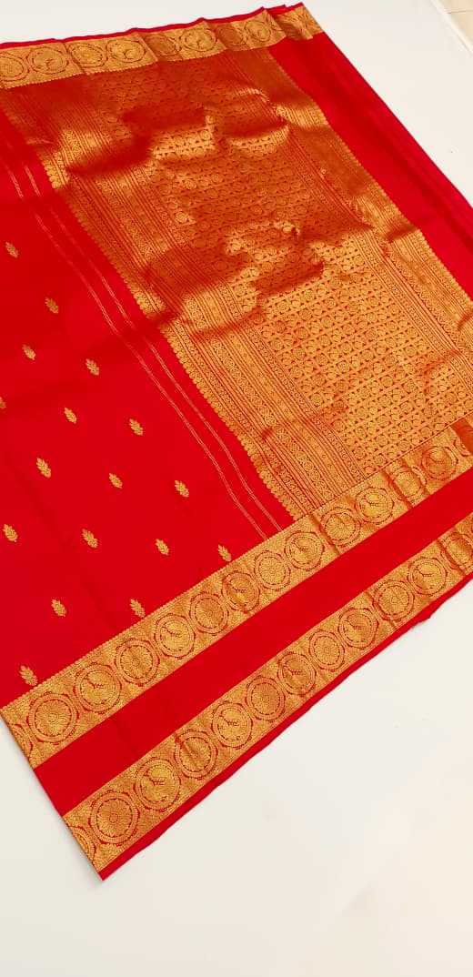 Kattaas Unique collection of Kanjivaram Silks in Classical, Beautiful Butta & Grand Pallu