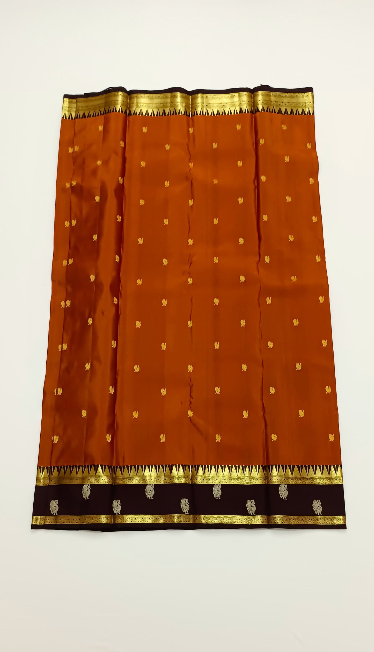 Unique collection of Kanjivaram Silks in Classical, Beautiful Butta & Grand Pallu
