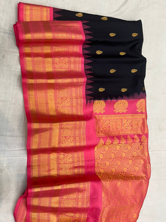 Exclusive Gadwal big border pattu saree