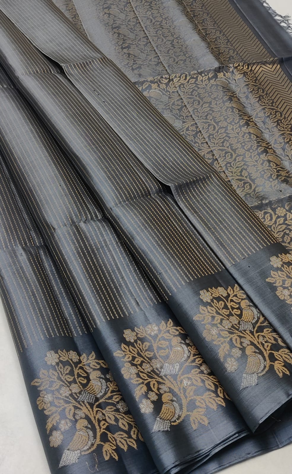 Premium Quality Handloom