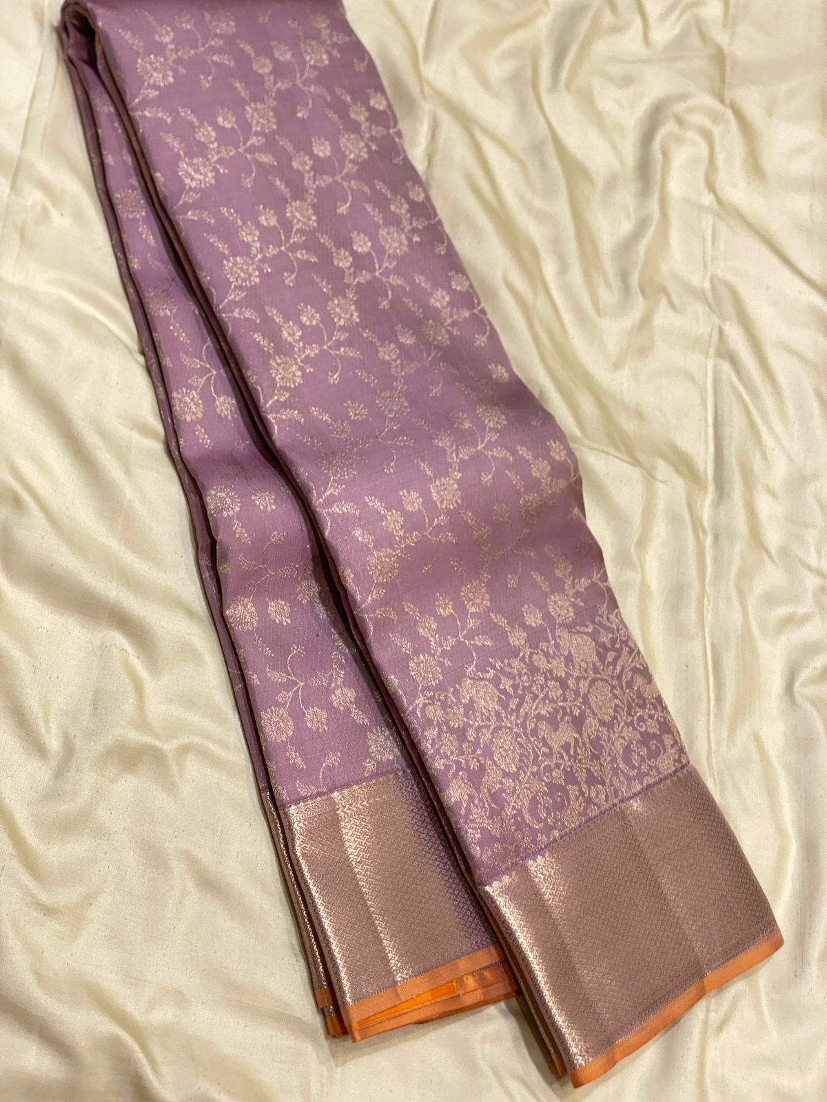 zari sket border zari brocade with contrast design blouse