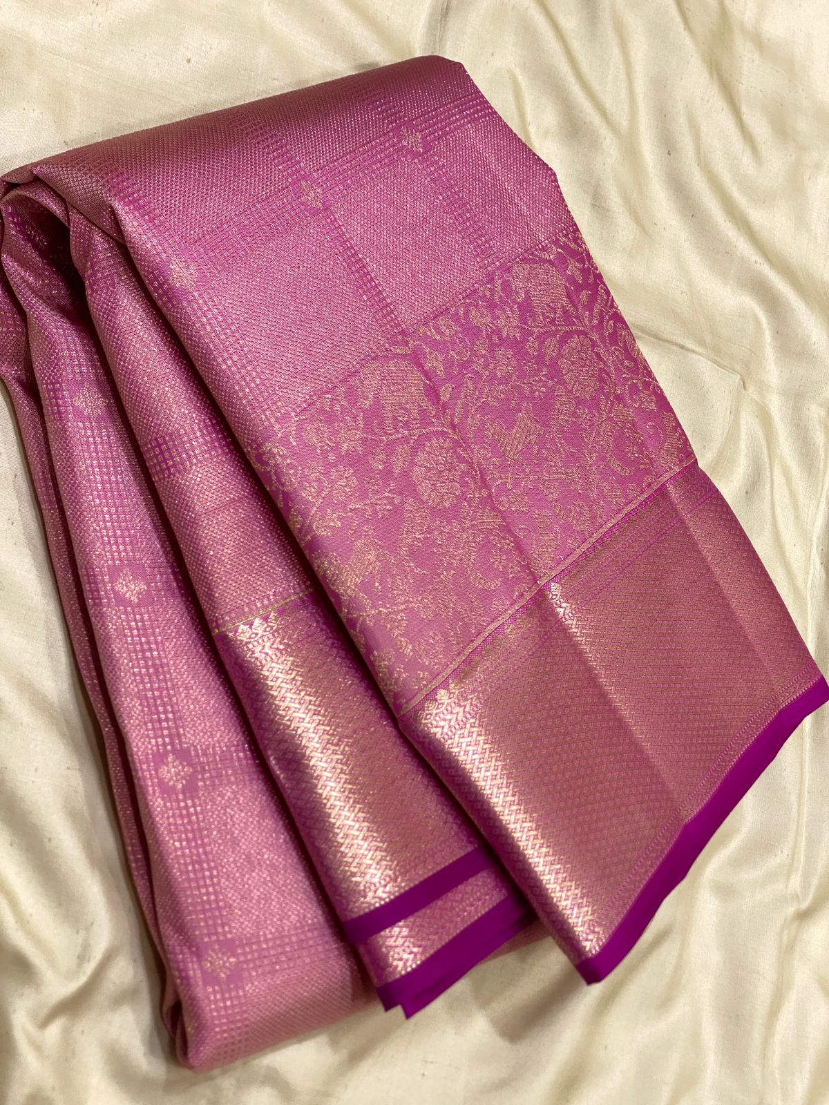 zari sket border zari brocade with contrast design blouse