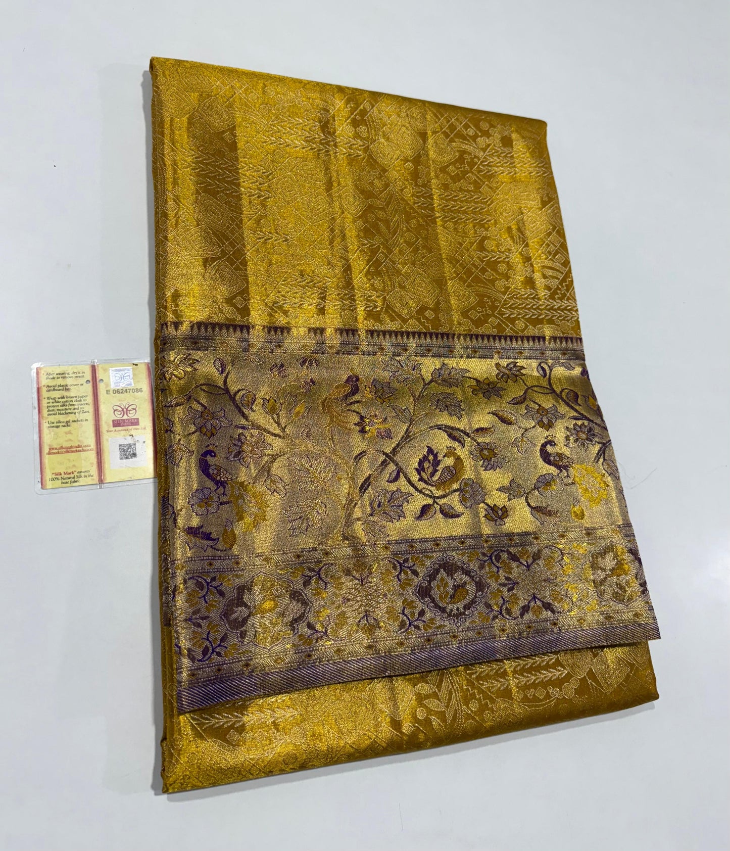 Pure handloom meenakari border silk saree