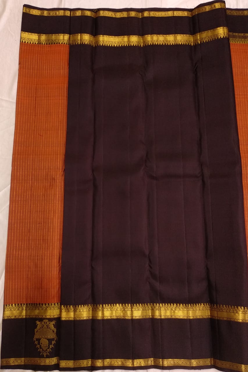 Vintage collections, Royal & Classic Rettai pet Borders with turning butta on Border