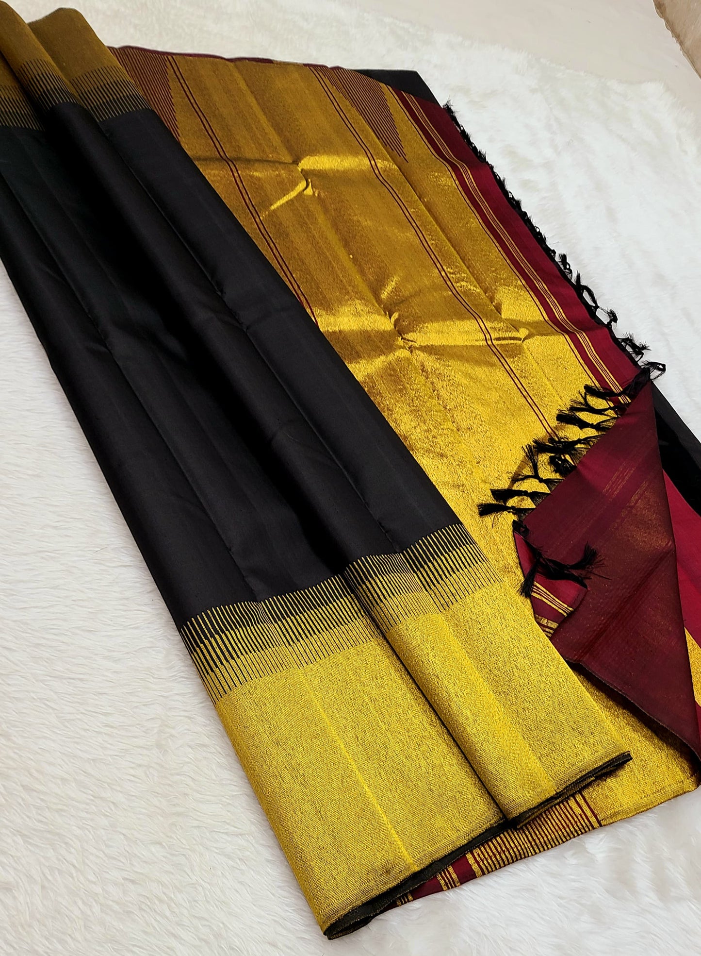 Kanchipuram 100% Pure Handwoven 2G Premium Quality Unique Traditional Border Silk Sarees