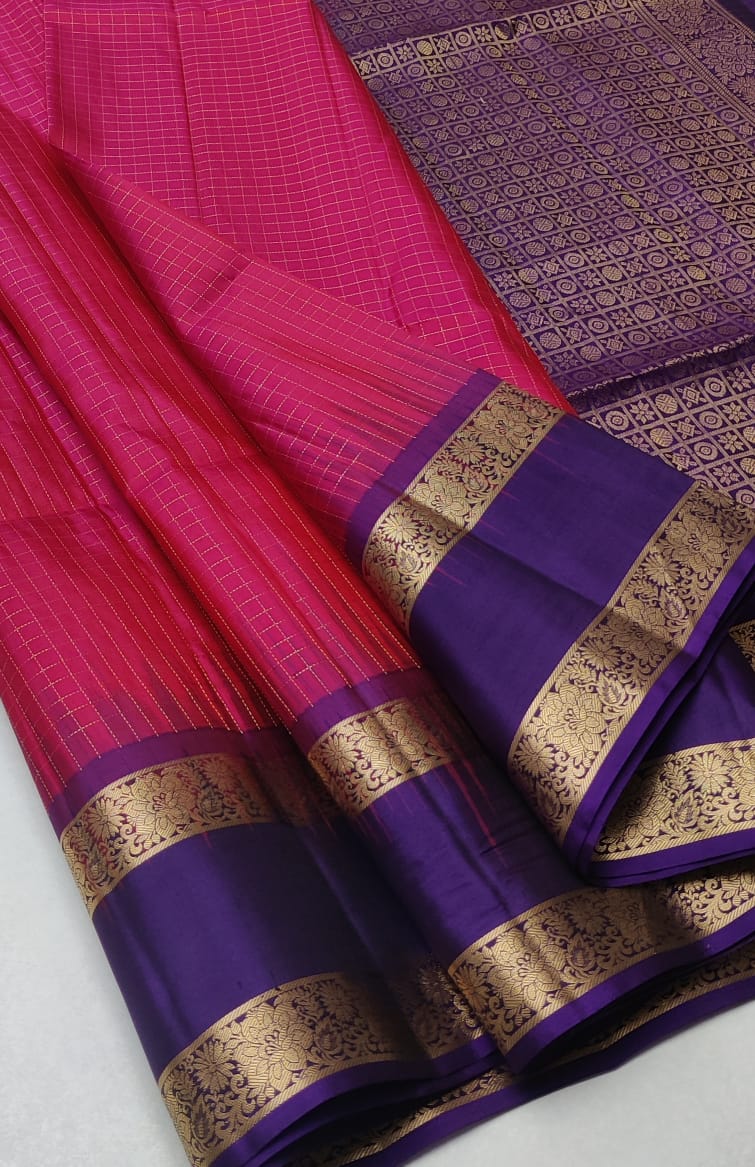Kattaas Traditional Zari checks with retta pet border