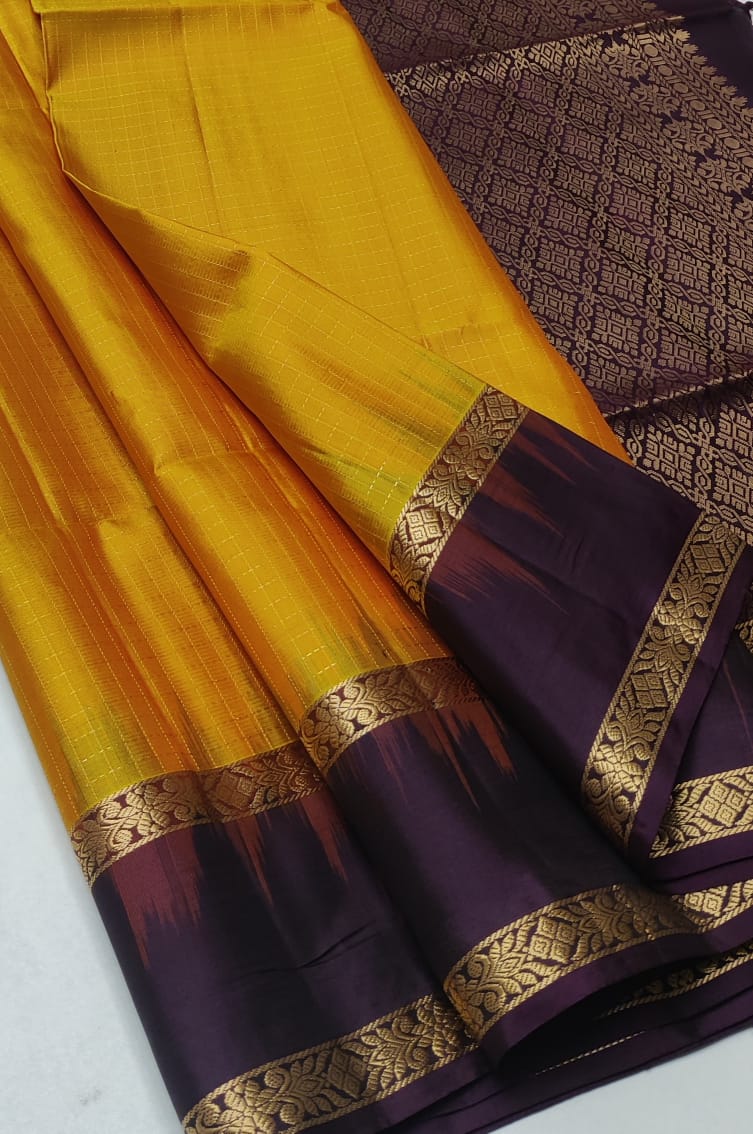 Kattaas Traditional Zari checks with retta pet border