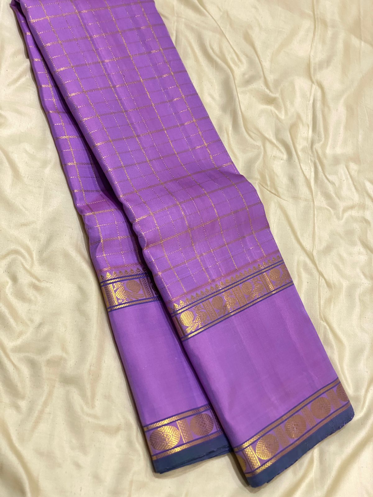 Kattaas 2g zari double border vaira oosi beldari fancy checks