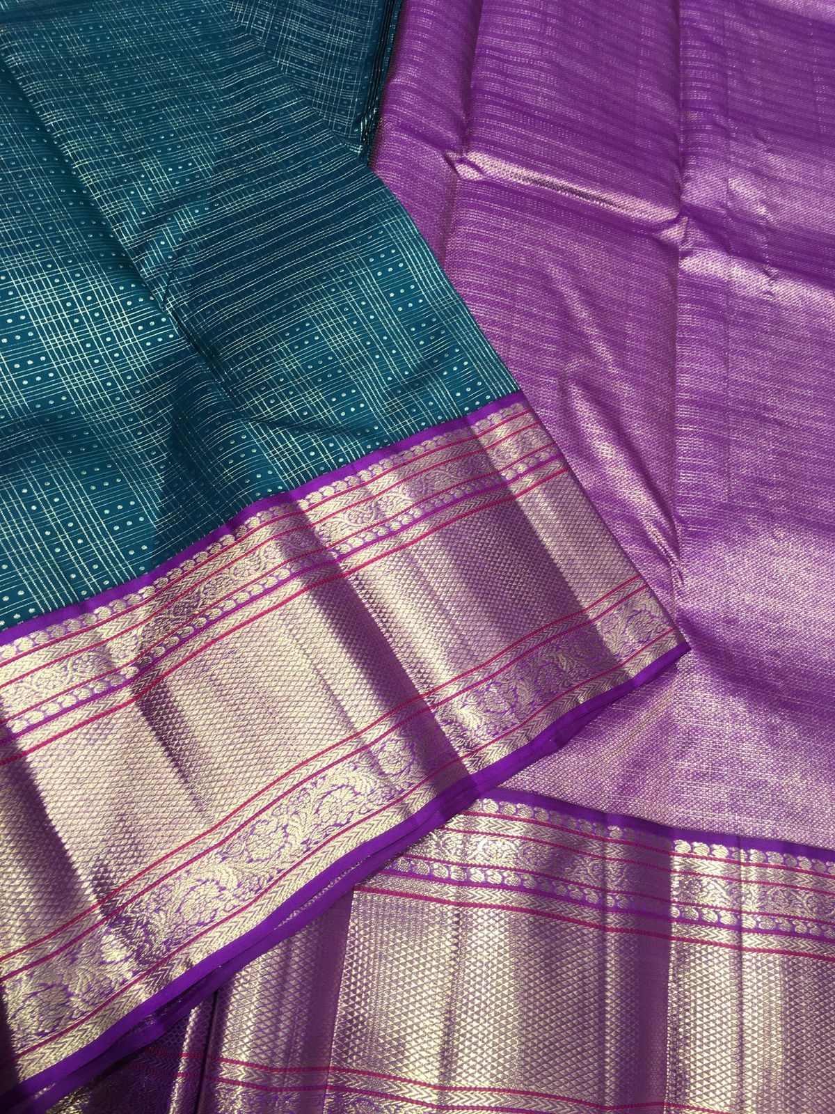 Kattaas KANCHIPURAM HANDLOOM SILK SAREES WITH RICH PALLU WITH BLOUSE